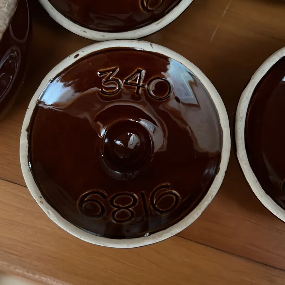 4 Vintage McCoy 340 Bean Pots with Lids